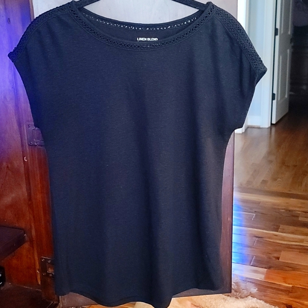 Gap Tee